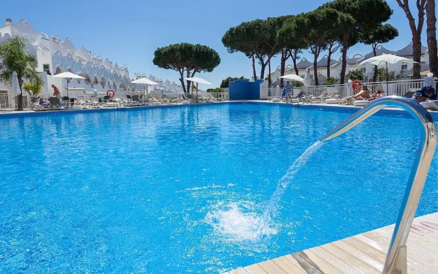 Marbella Resort 2 Pool Whirlpool Sauna