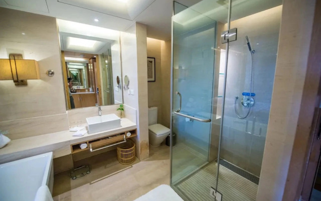 Qinhuangdao Arcadia Seaside Holiday Hotel