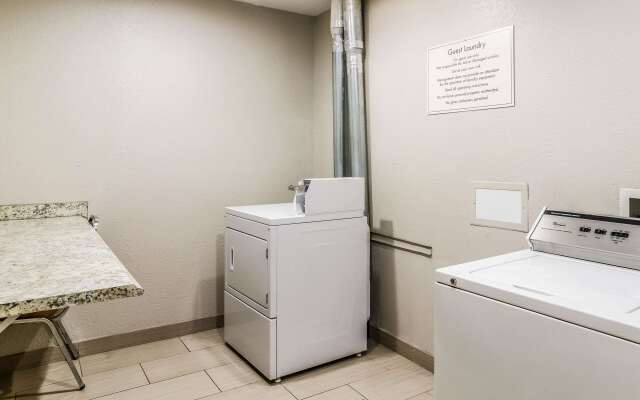 Quality Inn & Suites Westminster - Broomfield