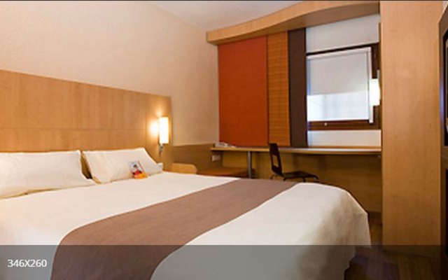 ibis Qingdao Ningxia