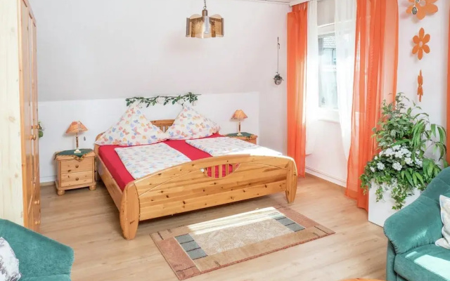 Cheerful Apartment near Historic City Center of Haslach