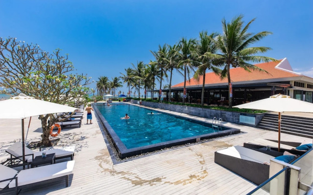 Vacation Homes Pool Villa