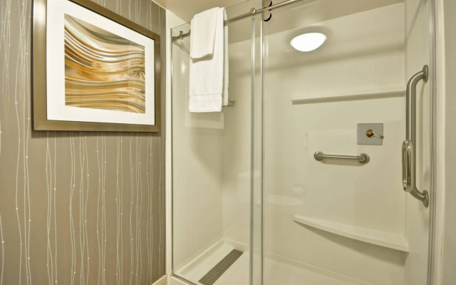 Courtyard by Marriott Jacksonville Airport