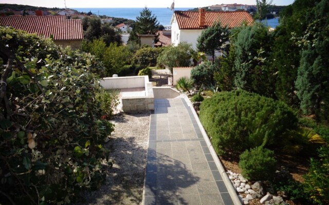 Nice Studio apartments Eduard