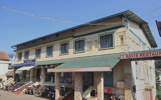 OYO 10950 Hotel Hills Palace