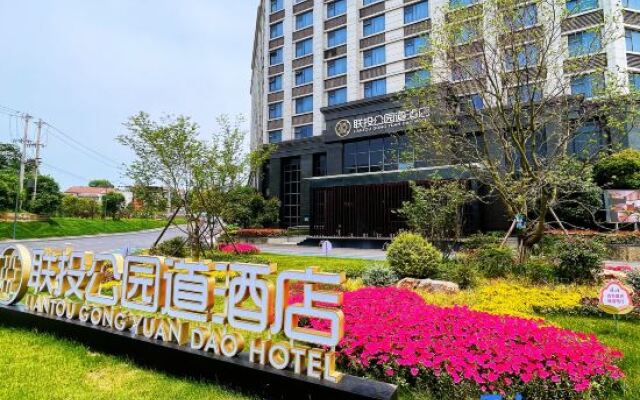 Hot Spring Valley Park Avenue Hotel