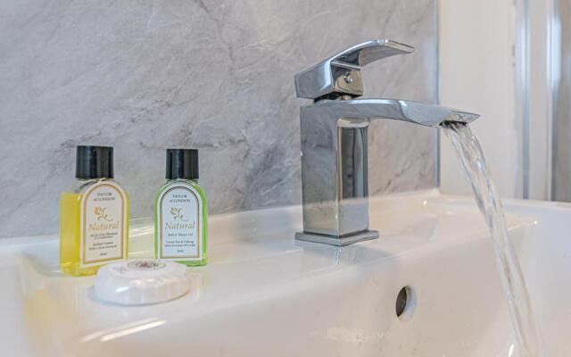 Wellfield Serviced Accommodation (Warrington)