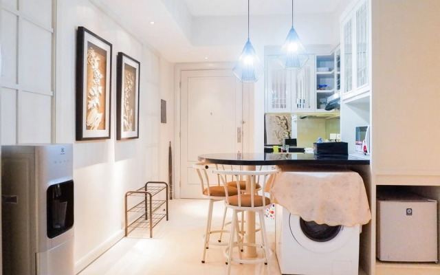 Luxurious 2br Apartment at the Peak Residence