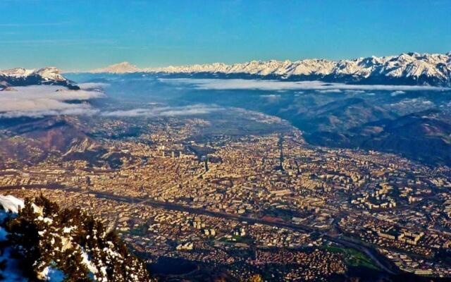 B&B HOTEL Grenoble Centre Verlaine