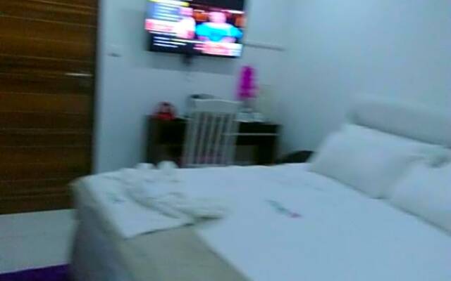 Sodwana Road Holiday Lodge