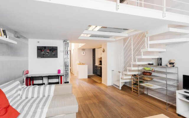 Awesome loft in the city center of Milan