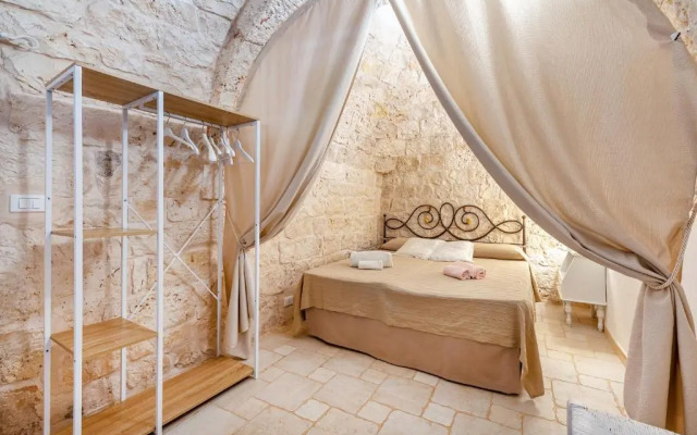 Trullo Delle Ginestre Private Pool