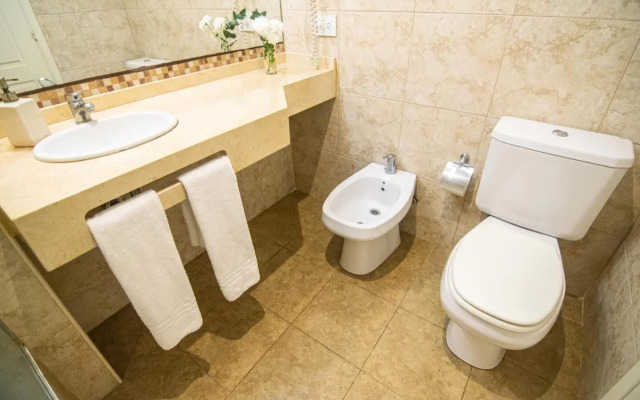 Howard Johnson Inn Campana
