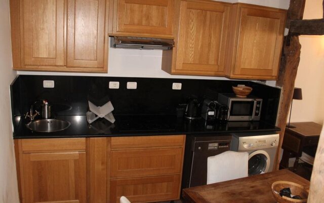 Gregoire Apartment