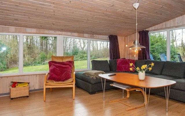 10 Person Holiday Home in Ronde