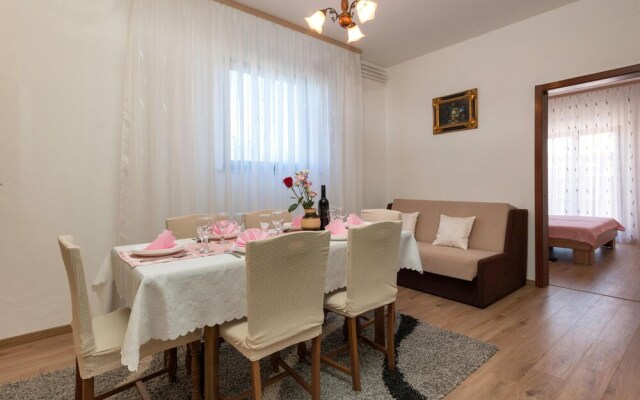 Amazing Apartment in Fazana With Wifi and 3 Bedrooms