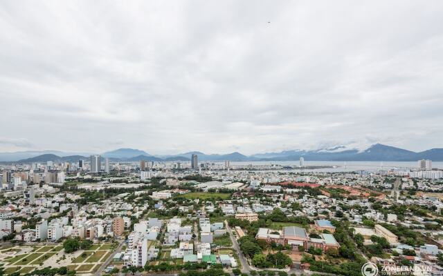12B02 - Luxury Apartment Danang