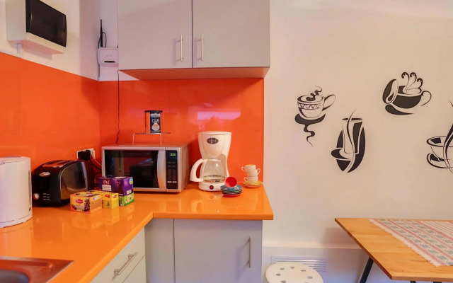 Crazy Duck Hostel
