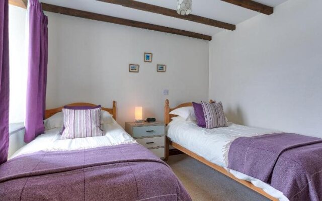 Tregolls Farm Cottages