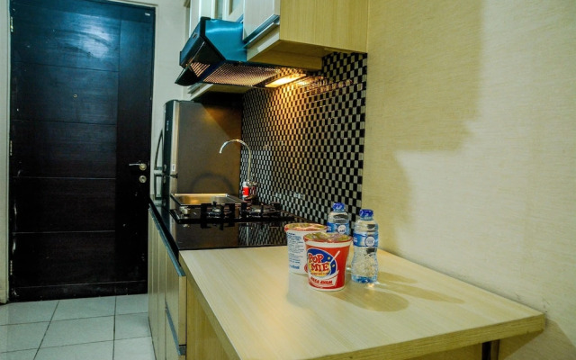 Modern Studio Grand Serpong Apartment By Travelio