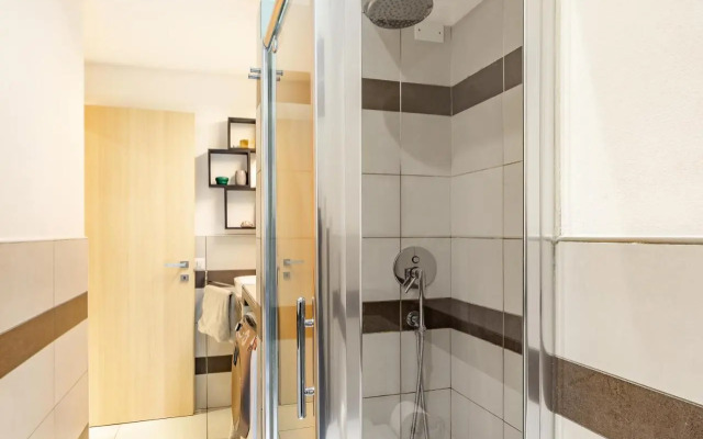 Saintgregory4 - with Infrared Sauna
