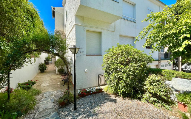 Las Olas 2B Roses - Barneda Premium