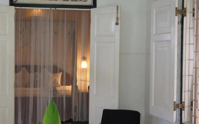 Royce Boutique Hotel
