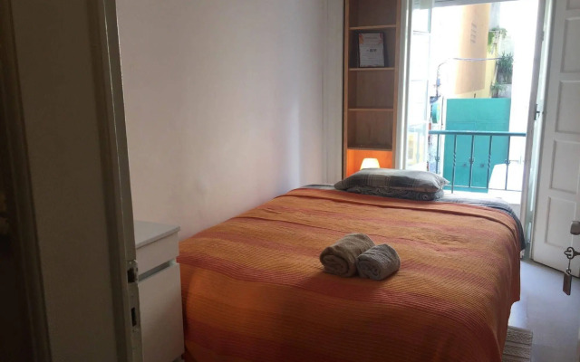 Sunny Lisbon - Guesthouse and Residence