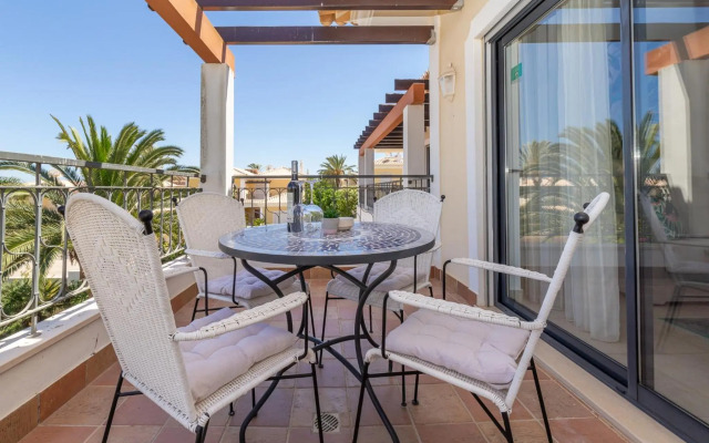 Santa Maria Apartment at Porto de Mos beach