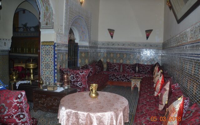 Riad Ines-Palace