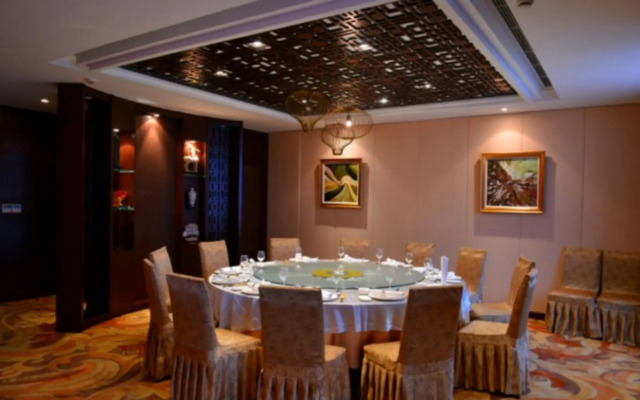Oriental Hotel