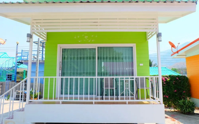 Baan Waraporn Resort