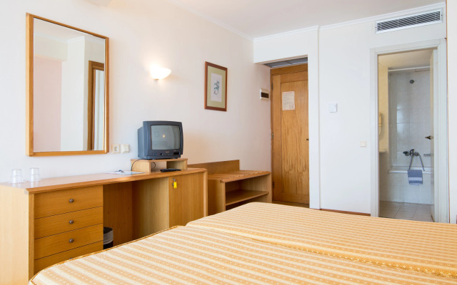 Blue Sky City Beach Hotel