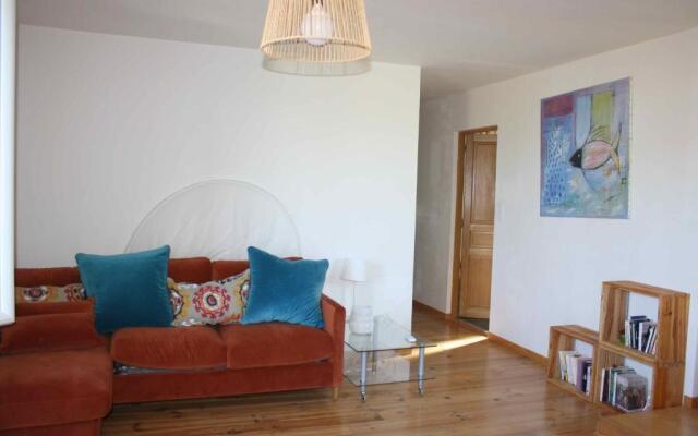 À l'ombre du mûrier