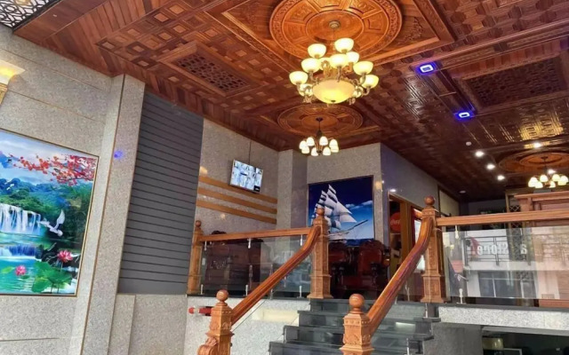 Hoang Quan Hotel  - Go Vap