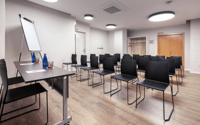 Отель Malaga Alameda Centro Affiliated by Meliá