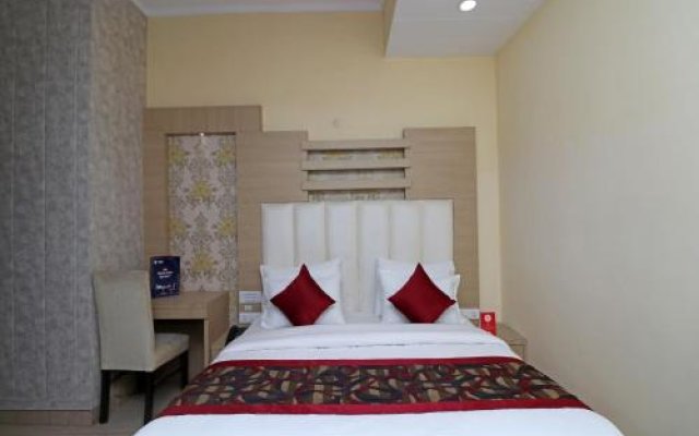 Sparsh Hotel And Resort