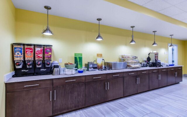 Quality Inn & Suites Carlsbad Caverns Area