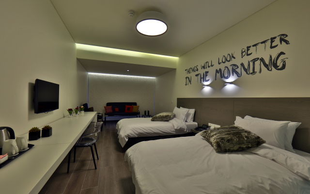 Three ONine Urban House