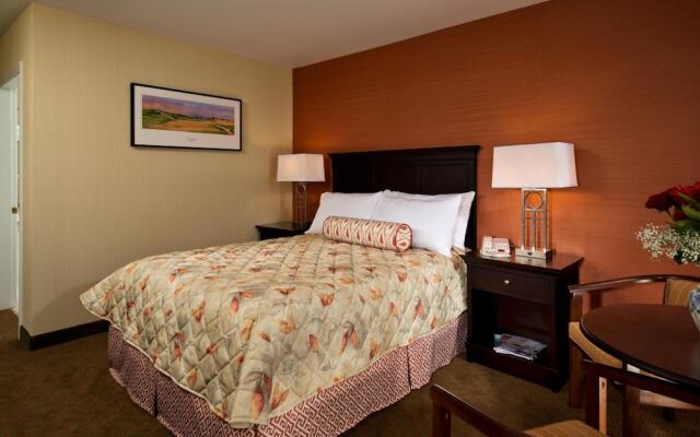 Wellfleet Motel and Lodge