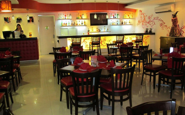 Hotel Grand Marlon