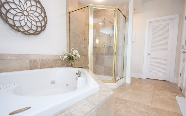 Crd0208 2 Bedroom Condo