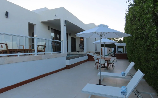 The White House TCI Guest House