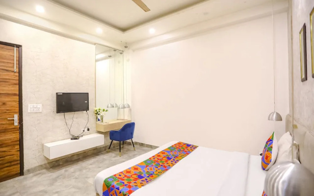 Fabhotel F9 Sector 19