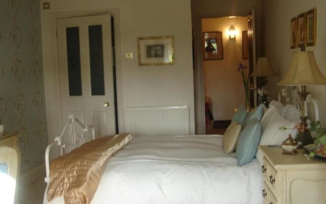 Littlebank Guest House