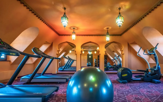 Mesés Shiraz Wellness Hotel Superior