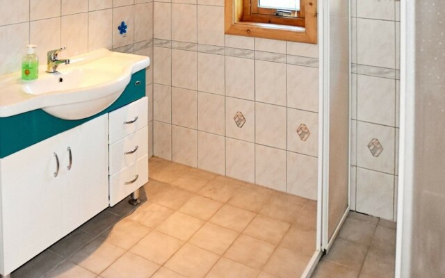 8 Person Holiday Home in Åfjord