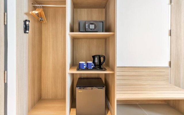 Holiday Inn Express Bangkok Soi Soonvijai by IHG