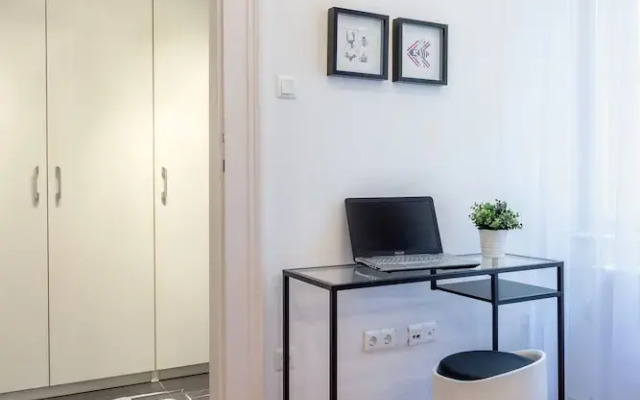 Oktober 6 6 Apartment