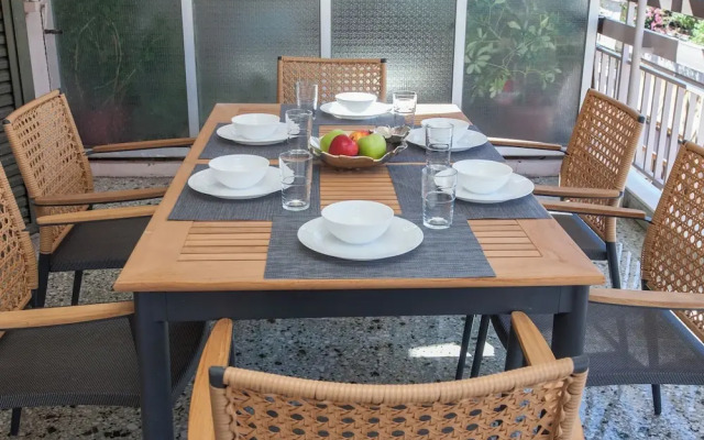 Neos Kosmos Gem w Acropolis View Balcony